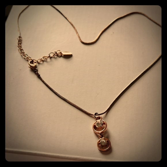 LBVYR Jewelry - Vintage style cute shiny gold color necklace